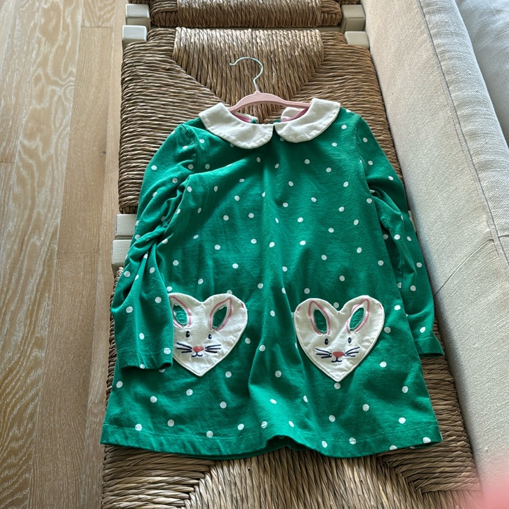 Mini Boden tunic top with bunny heart pockets